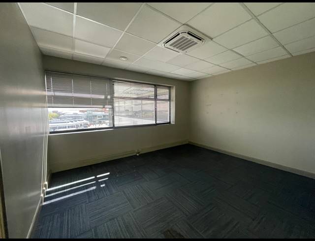 281M² OFFICE TO LET IN RIVONIA